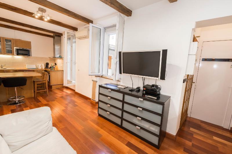 Abbesses Montmartre Apartment Parijs Kamer foto
