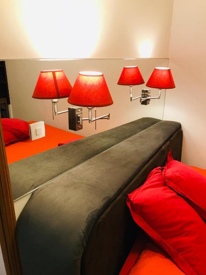 Abbesses Montmartre Apartment Parijs Buitenkant foto